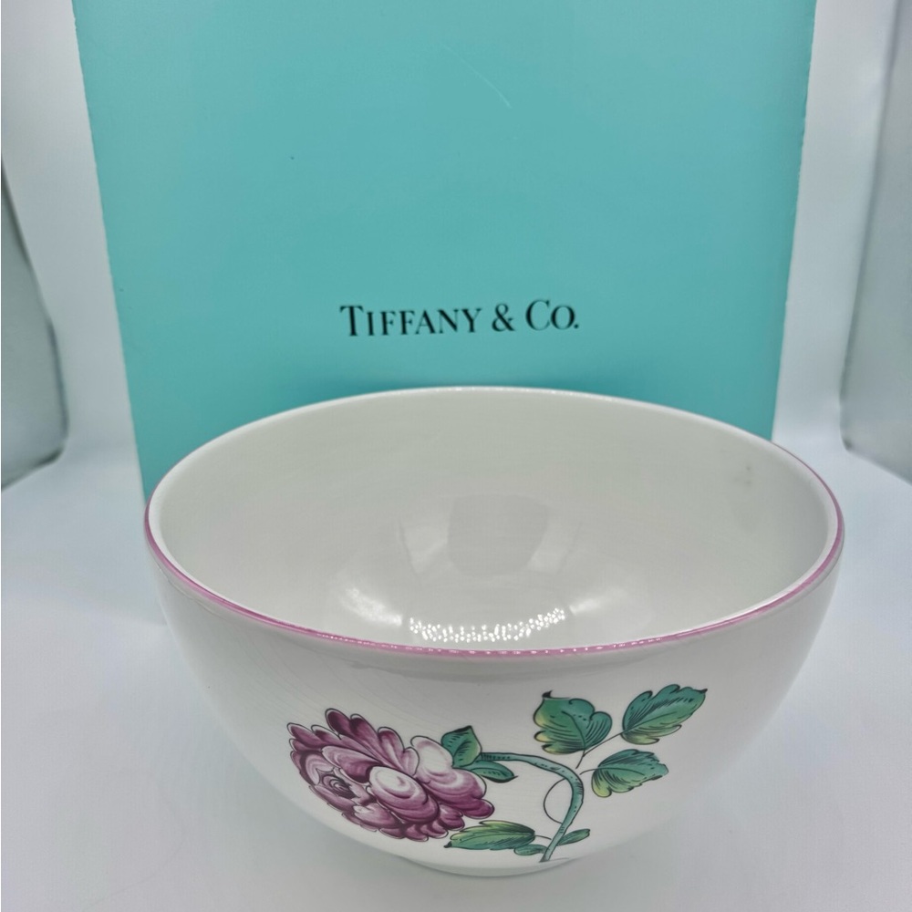 Vintage Tiffany & Co. STRASBOURG FLOWERS Made in Portugal Bowl with the box